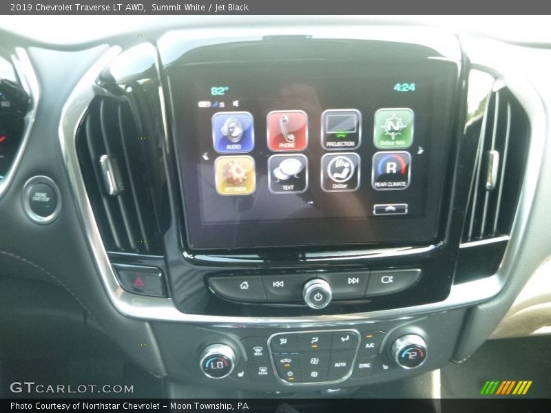 Summit White / Jet Black 2019 Chevrolet Traverse LT AWD