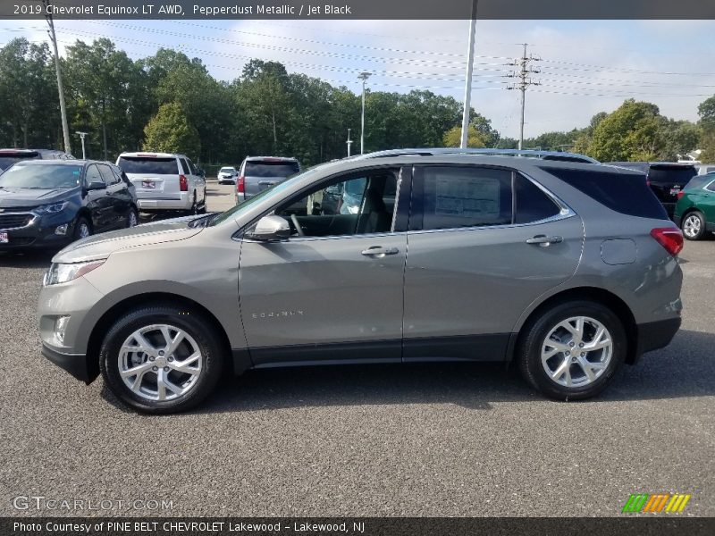 Pepperdust Metallic / Jet Black 2019 Chevrolet Equinox LT AWD