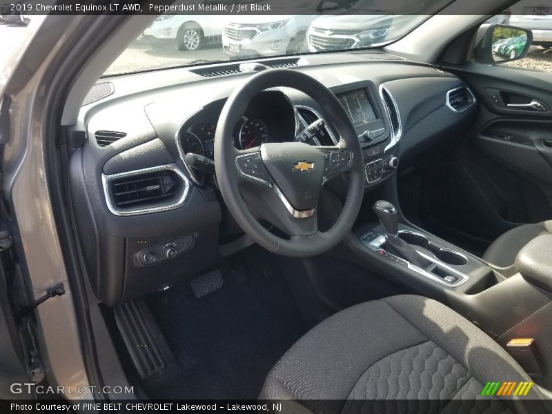 Pepperdust Metallic / Jet Black 2019 Chevrolet Equinox LT AWD