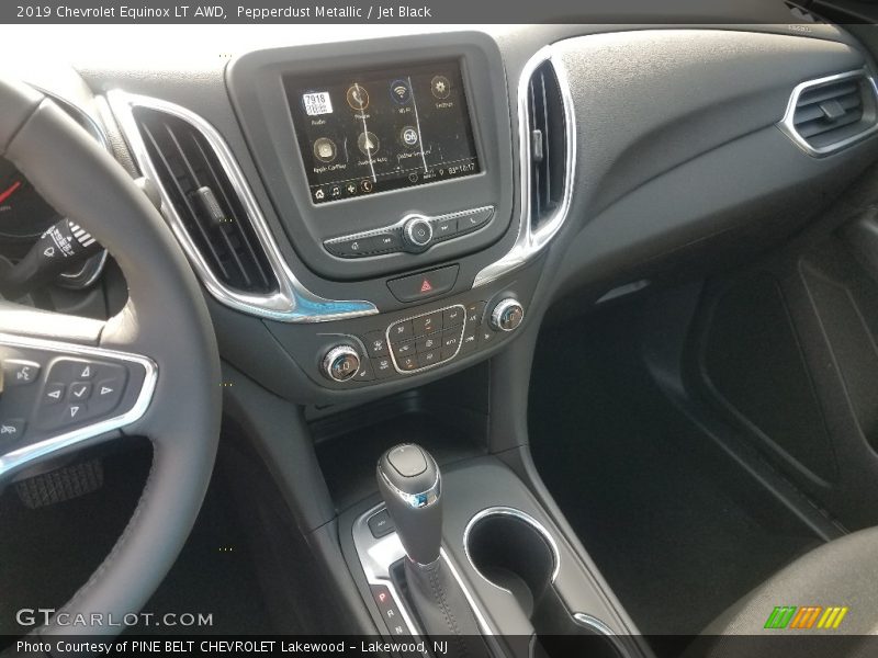 Pepperdust Metallic / Jet Black 2019 Chevrolet Equinox LT AWD
