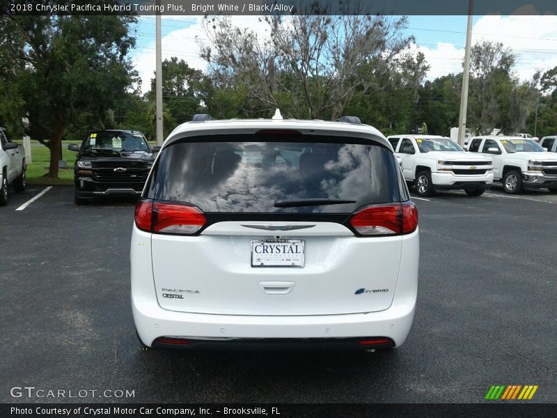 Bright White / Black/Alloy 2018 Chrysler Pacifica Hybrid Touring Plus