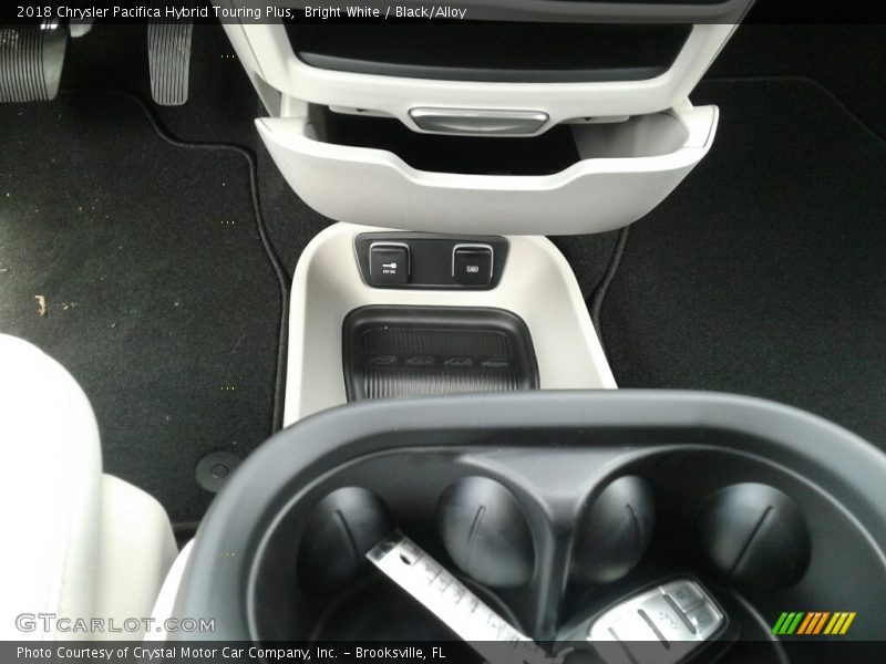Bright White / Black/Alloy 2018 Chrysler Pacifica Hybrid Touring Plus