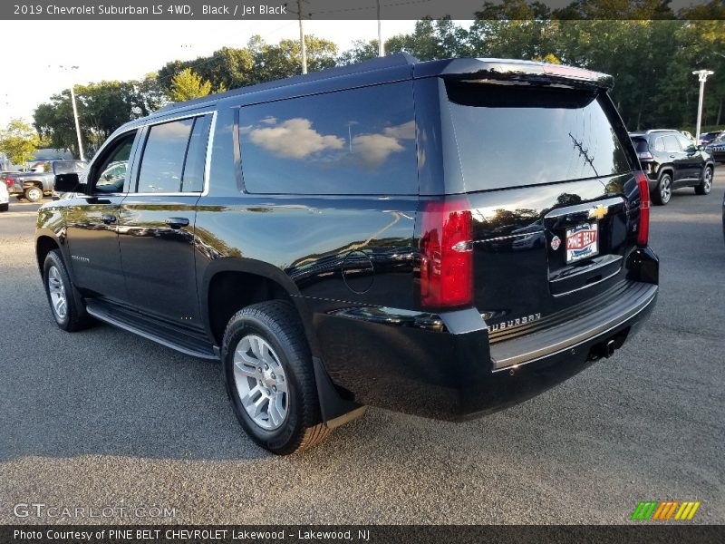 Black / Jet Black 2019 Chevrolet Suburban LS 4WD