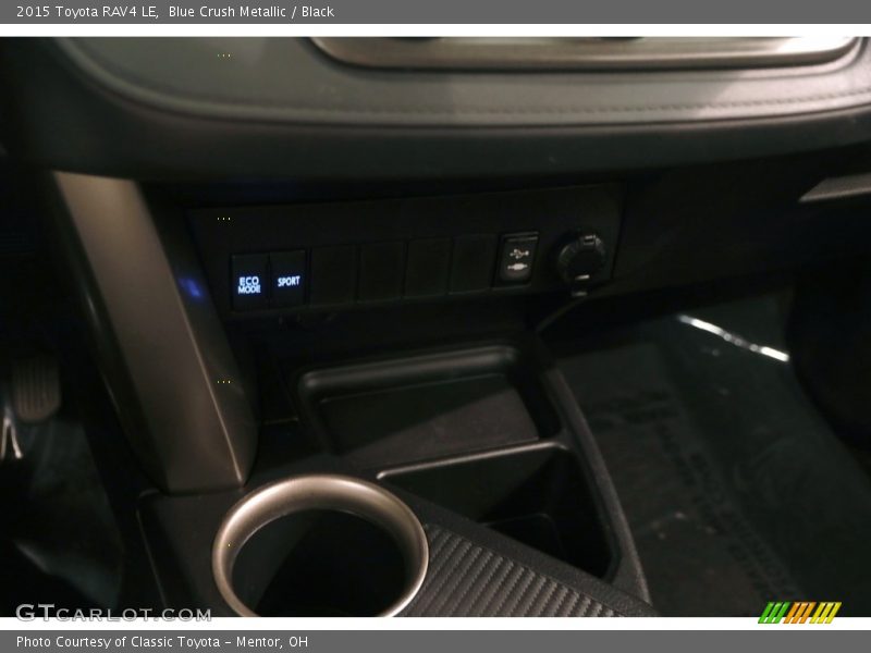 Blue Crush Metallic / Black 2015 Toyota RAV4 LE