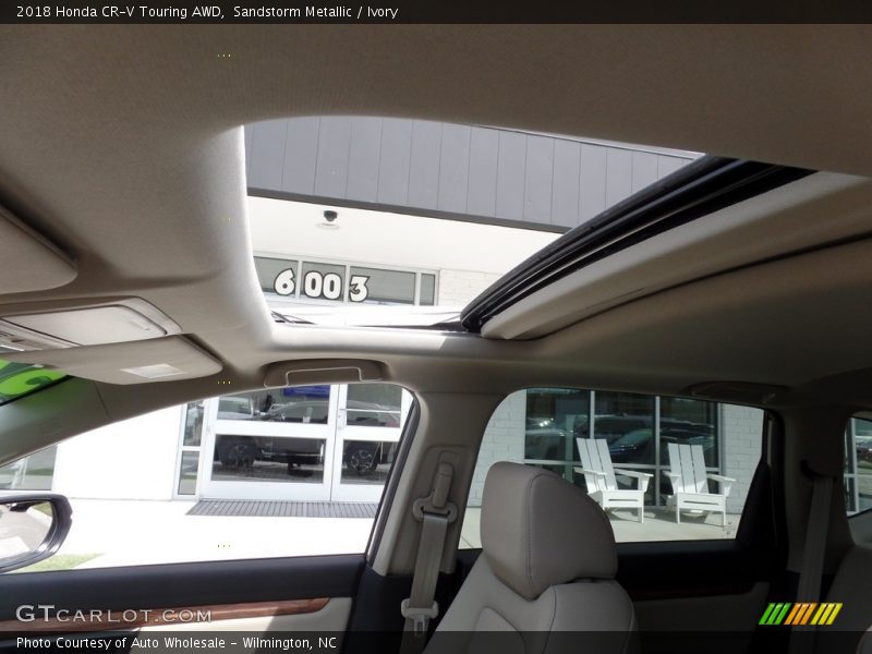 Sandstorm Metallic / Ivory 2018 Honda CR-V Touring AWD
