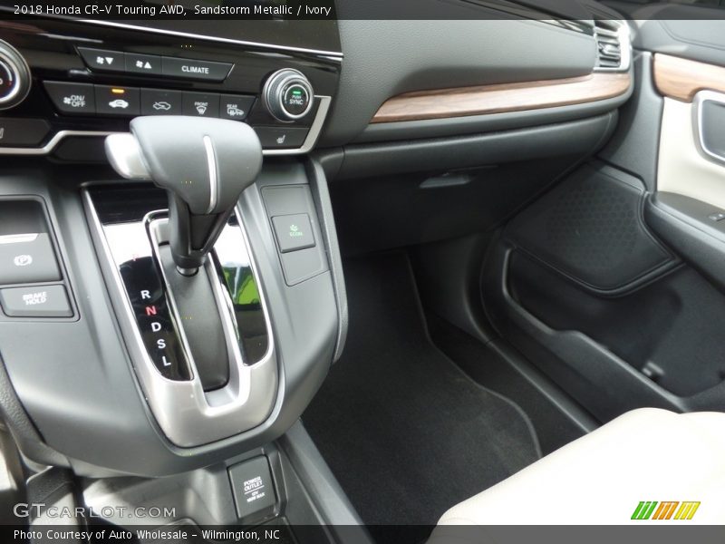 Sandstorm Metallic / Ivory 2018 Honda CR-V Touring AWD