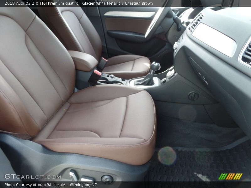 Glacier White Metallic / Chestnut Brown 2018 Audi Q3 2.0 TFSI Premium quattro
