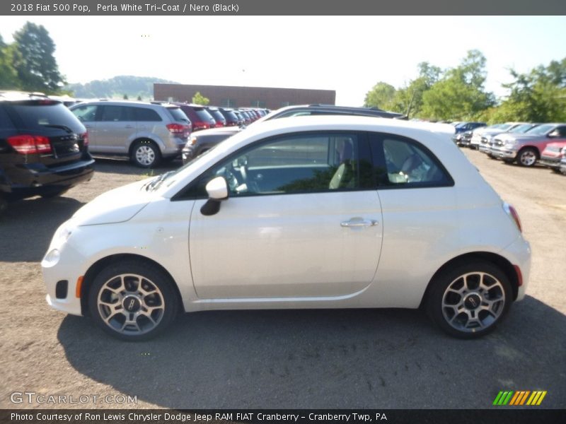 Perla White Tri-Coat / Nero (Black) 2018 Fiat 500 Pop