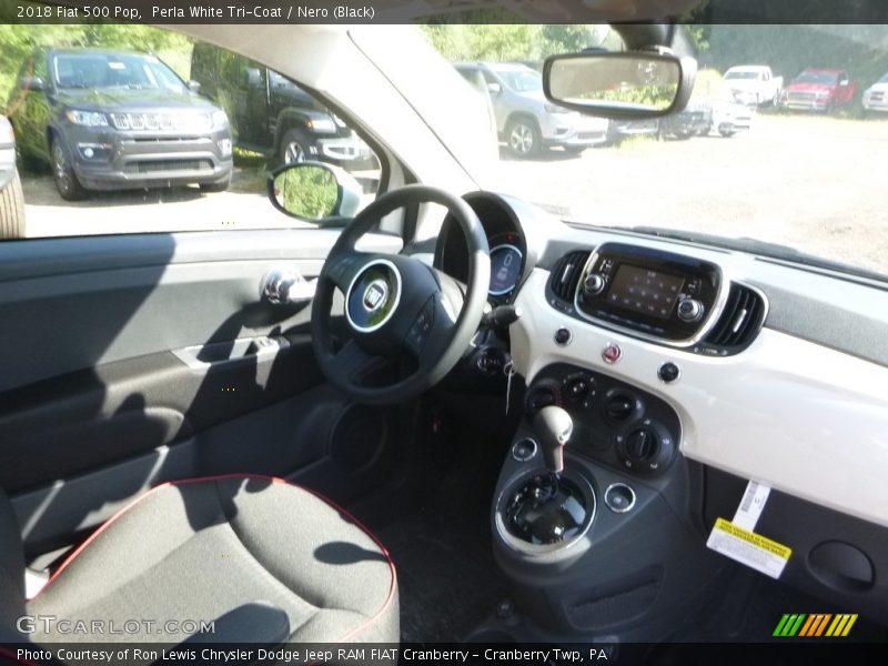Perla White Tri-Coat / Nero (Black) 2018 Fiat 500 Pop