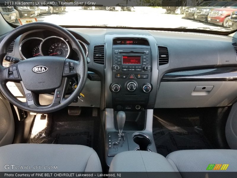 Titanium Silver / Gray 2013 Kia Sorento LX V6 AWD