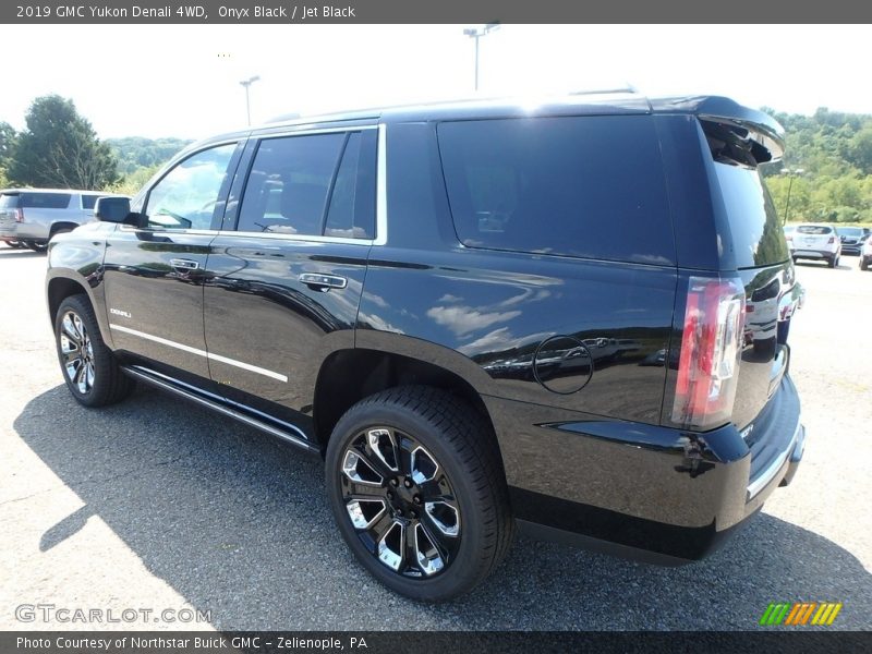 Onyx Black / Jet Black 2019 GMC Yukon Denali 4WD