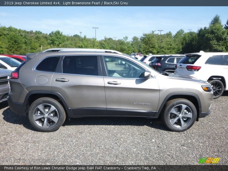 Light Brownstone Pearl / Black/Ski Grey 2019 Jeep Cherokee Limited 4x4