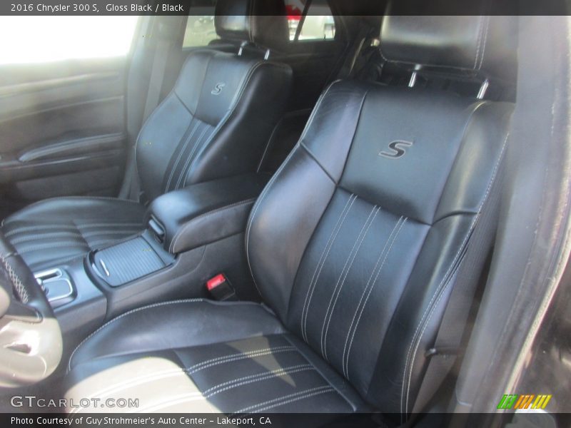 Gloss Black / Black 2016 Chrysler 300 S