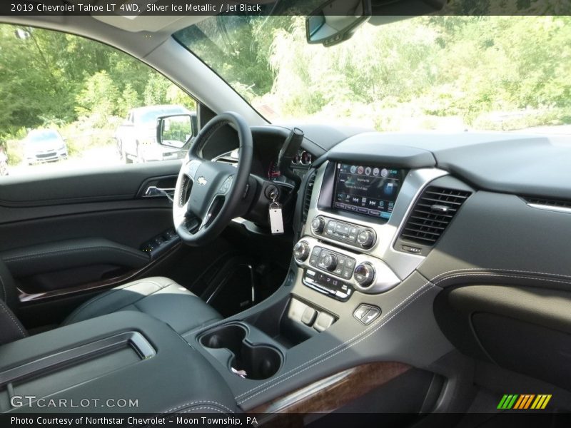 Front Seat of 2019 Tahoe LT 4WD