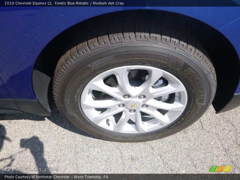Kinetic Blue Metallic / Medium Ash Gray 2019 Chevrolet Equinox LS