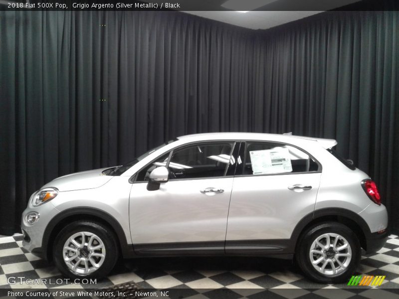 Grigio Argento (Silver Metallic) / Black 2018 Fiat 500X Pop