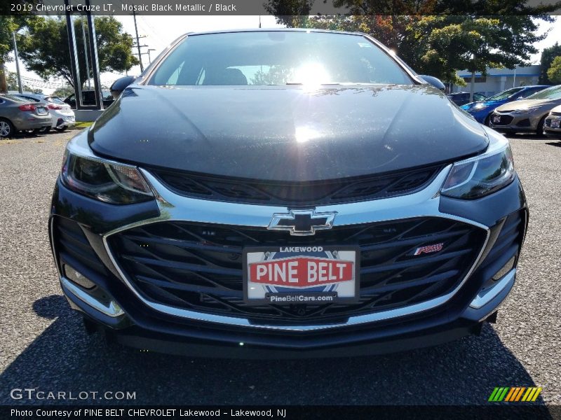 Mosaic Black Metallic / Black 2019 Chevrolet Cruze LT