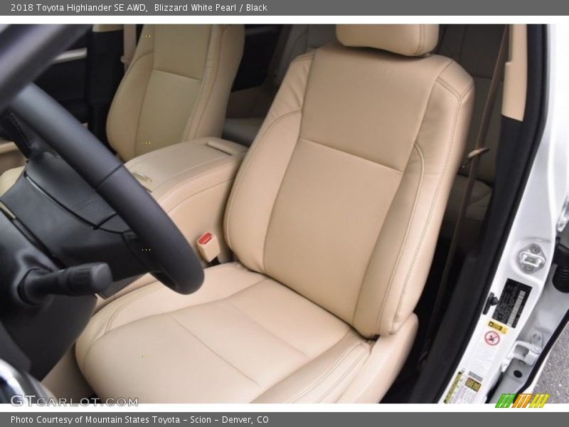 Blizzard White Pearl / Black 2018 Toyota Highlander SE AWD