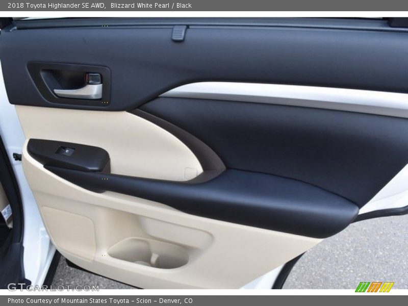 Blizzard White Pearl / Black 2018 Toyota Highlander SE AWD