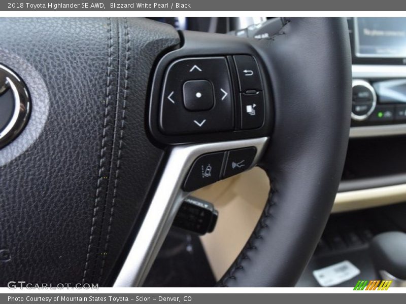 Blizzard White Pearl / Black 2018 Toyota Highlander SE AWD