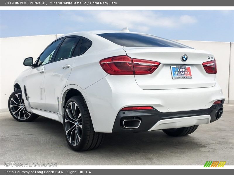 Mineral White Metallic / Coral Red/Black 2019 BMW X6 xDrive50i