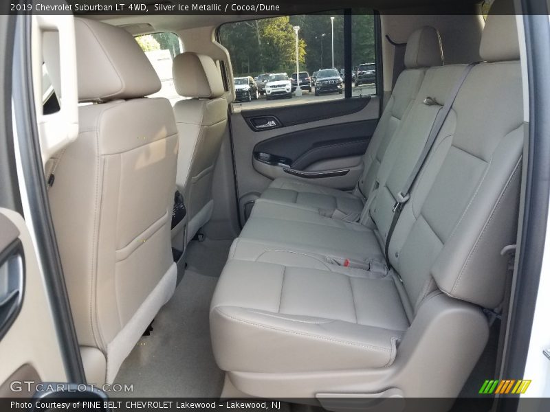 Silver Ice Metallic / Cocoa/Dune 2019 Chevrolet Suburban LT 4WD