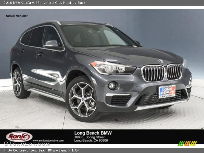Mineral Grey Metallic / Black 2018 BMW X1 xDrive28i