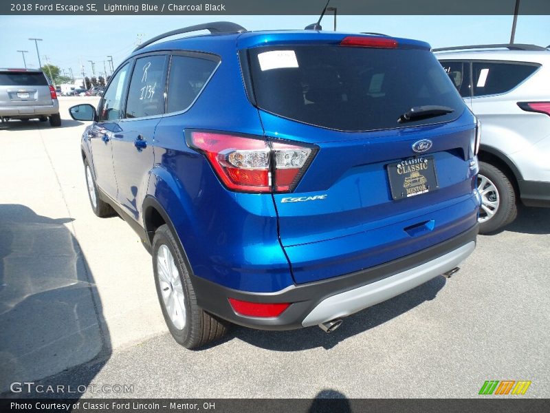 Lightning Blue / Charcoal Black 2018 Ford Escape SE