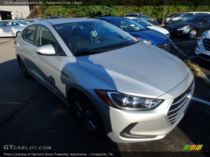 Symphony Silver / Black 2018 Hyundai Elantra SEL