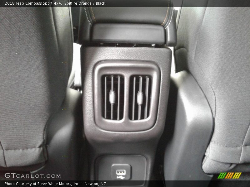 Spitfire Orange / Black 2018 Jeep Compass Sport 4x4