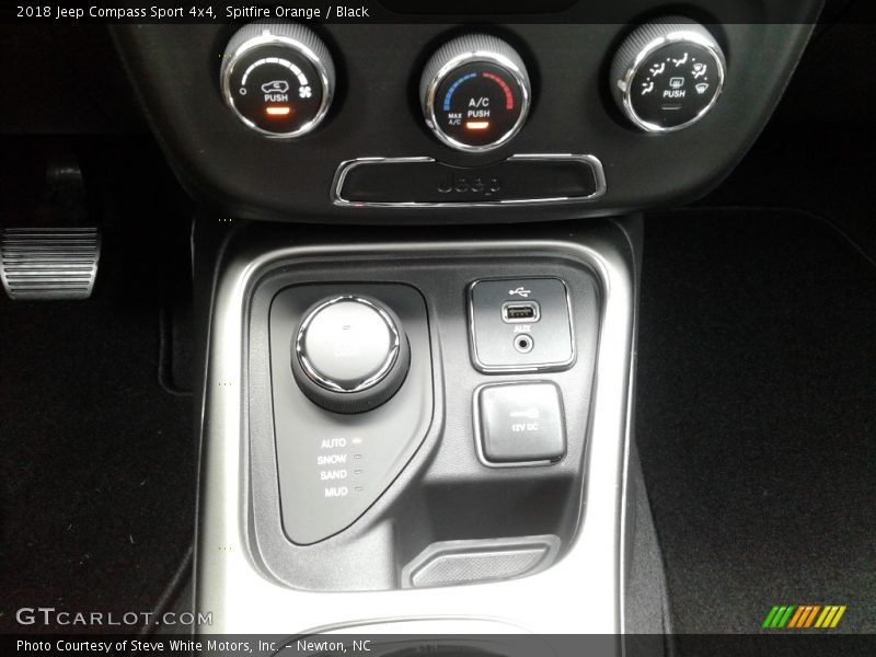 Spitfire Orange / Black 2018 Jeep Compass Sport 4x4