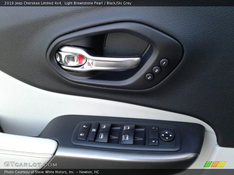 Light Brownstone Pearl / Black/Ski Grey 2019 Jeep Cherokee Limited 4x4