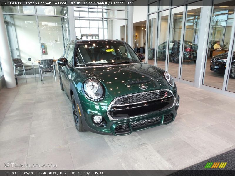 British Racing Green II / Carbon Black 2019 Mini Hardtop Cooper S 4 Door