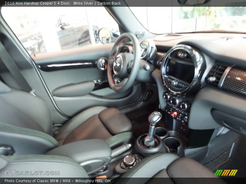White Silver / Carbon Black 2019 Mini Hardtop Cooper S 4 Door