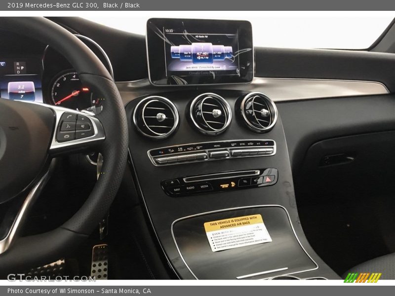 Black / Black 2019 Mercedes-Benz GLC 300