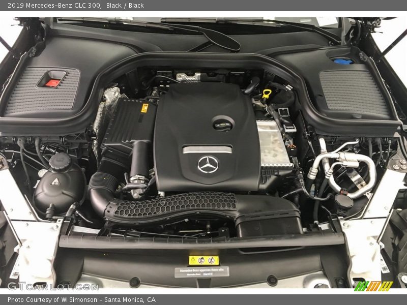 Black / Black 2019 Mercedes-Benz GLC 300