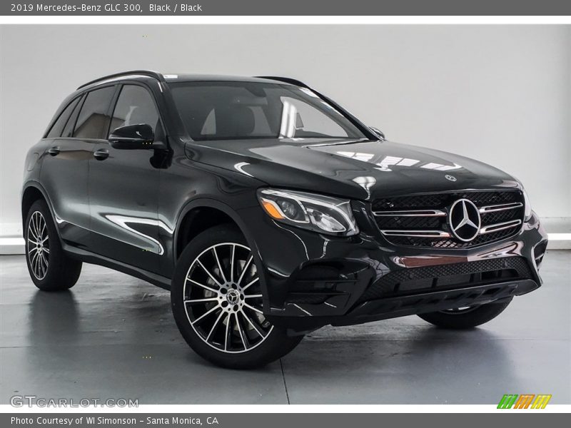 Black / Black 2019 Mercedes-Benz GLC 300