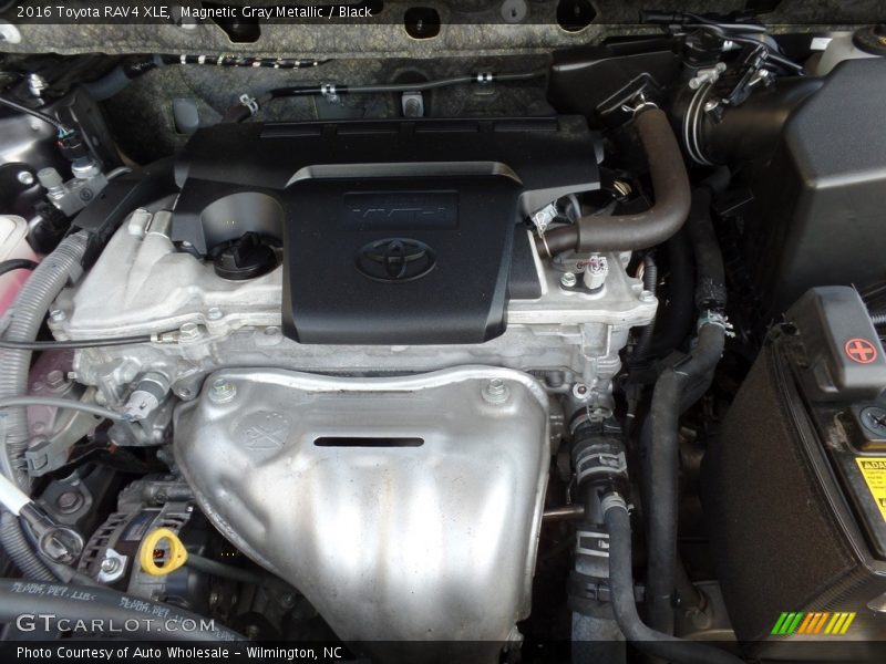 Magnetic Gray Metallic / Black 2016 Toyota RAV4 XLE