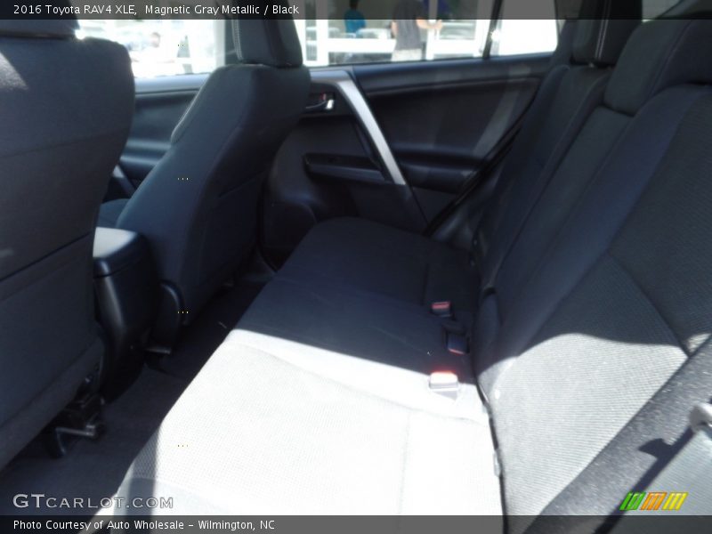 Magnetic Gray Metallic / Black 2016 Toyota RAV4 XLE