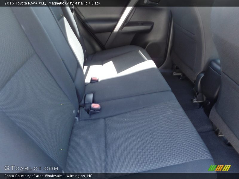 Magnetic Gray Metallic / Black 2016 Toyota RAV4 XLE