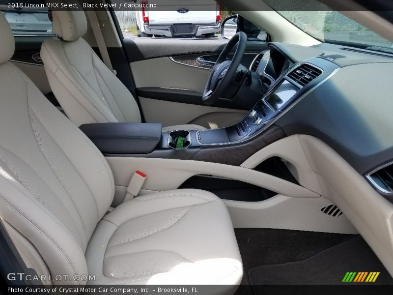 Front Seat of 2018 MKX Select