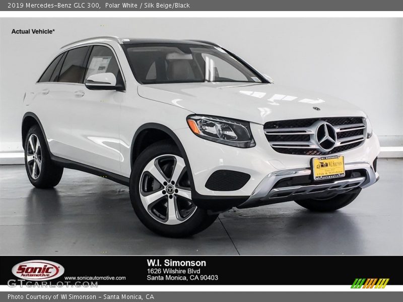 Polar White / Silk Beige/Black 2019 Mercedes-Benz GLC 300
