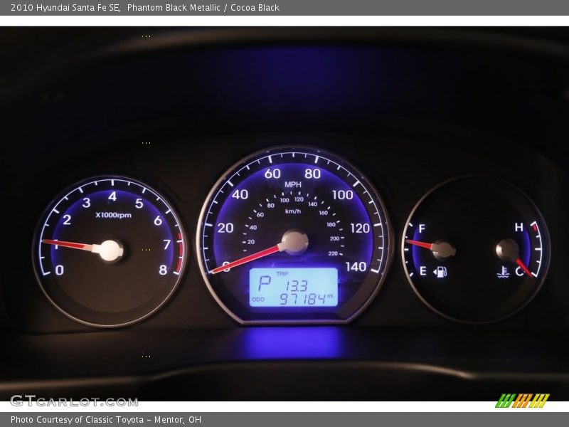 Phantom Black Metallic / Cocoa Black 2010 Hyundai Santa Fe SE