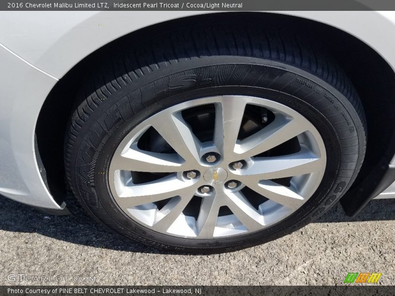 Iridescent Pearl Tricoat / Cocoa/Light Neutral 2016 Chevrolet Malibu Limited LTZ