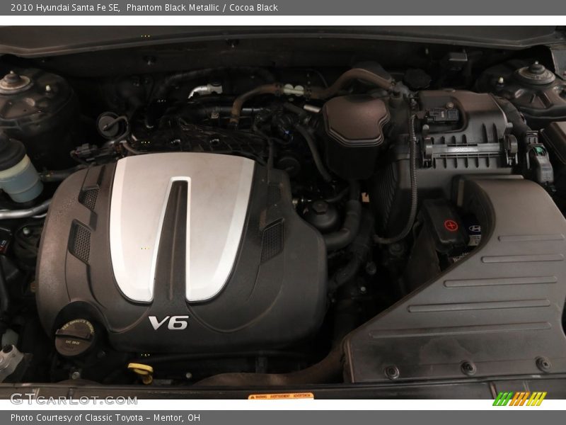 Phantom Black Metallic / Cocoa Black 2010 Hyundai Santa Fe SE