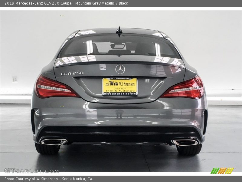 Mountain Grey Metallic / Black 2019 Mercedes-Benz CLA 250 Coupe