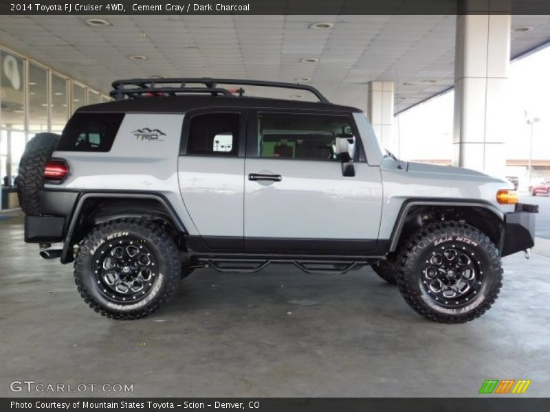 Cement Gray / Dark Charcoal 2014 Toyota FJ Cruiser 4WD