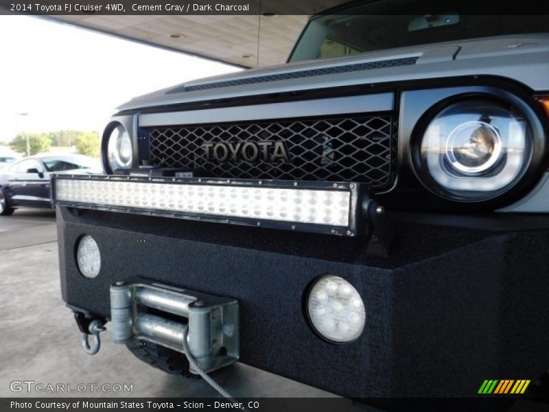 Cement Gray / Dark Charcoal 2014 Toyota FJ Cruiser 4WD