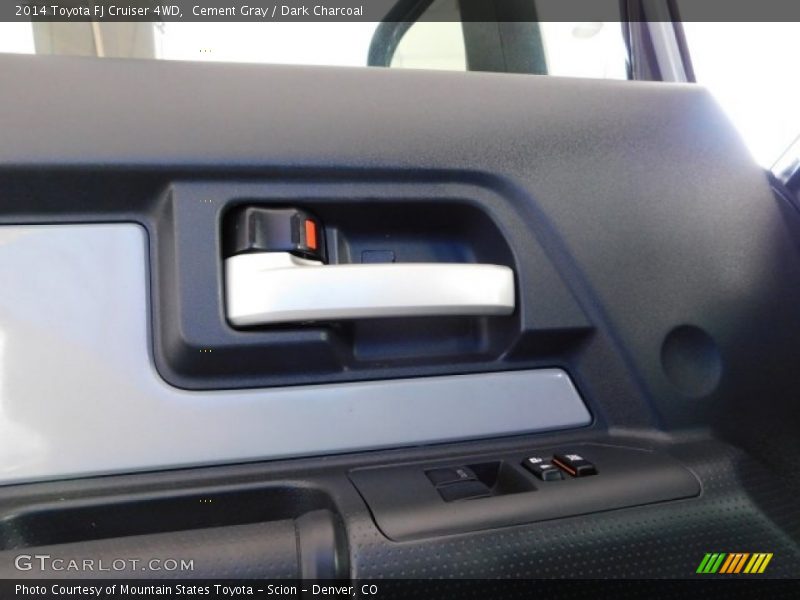 Cement Gray / Dark Charcoal 2014 Toyota FJ Cruiser 4WD