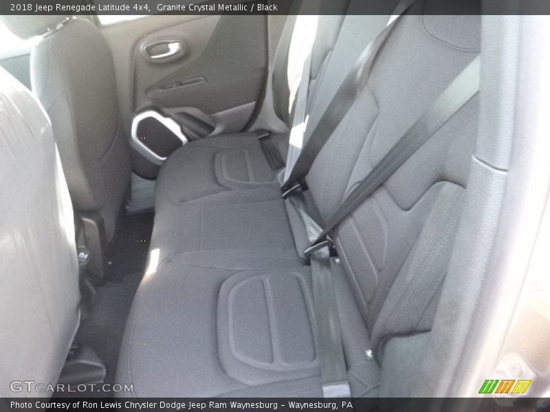Granite Crystal Metallic / Black 2018 Jeep Renegade Latitude 4x4